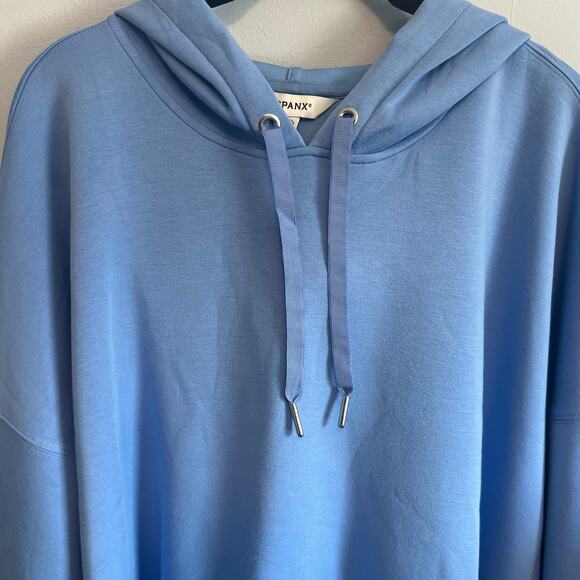 Spanx Airessentials Cropped Cinched Hoodie Sweatshirt Cornflower Blue NWT - Picture 2 of 9
